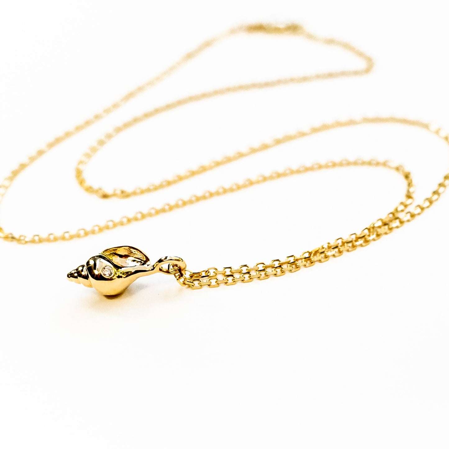 14K gold tulip shell pendant necklace with natural diamond, ocean-inspired luxury jewelry