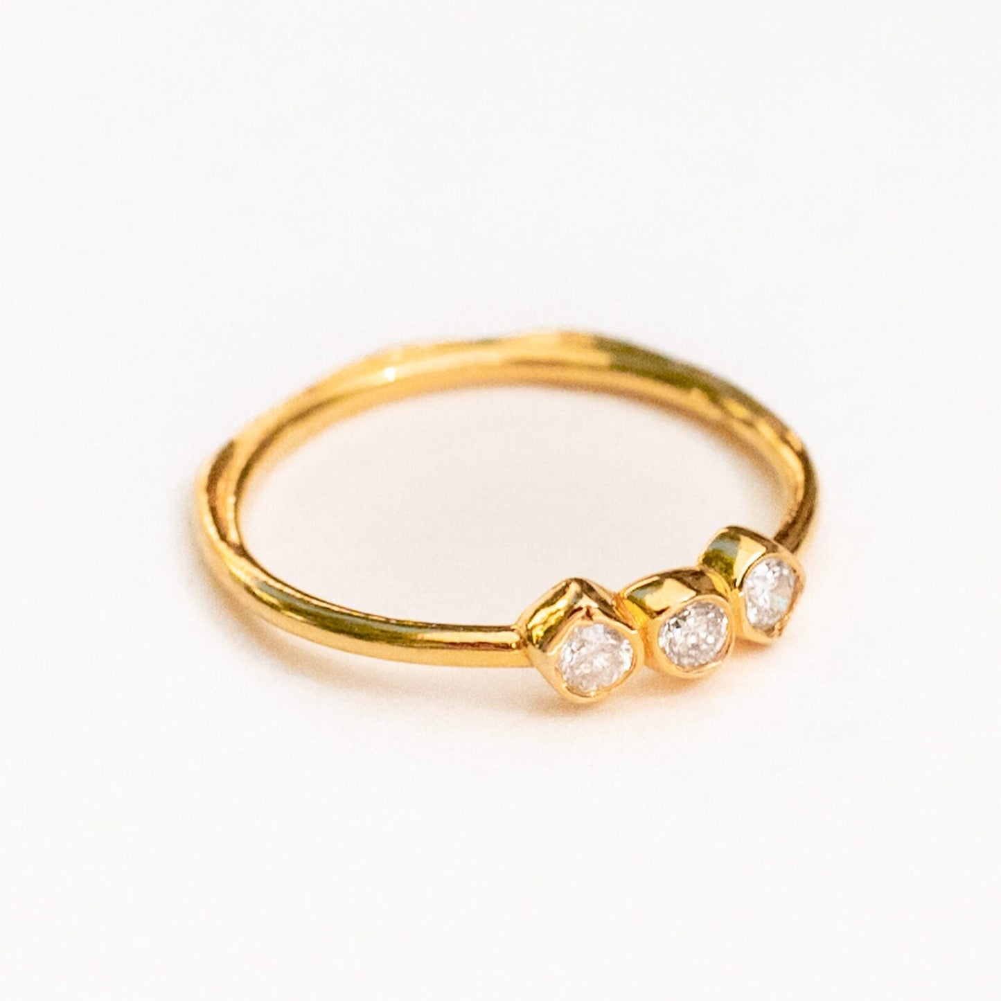 18K gold three sea stones diamond ring with sculptural asymmetrical setting