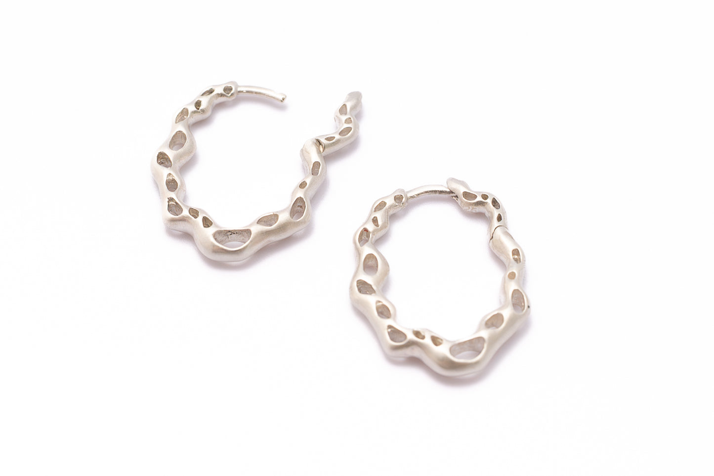 SILVER ATOLL HOOP EARRINGS